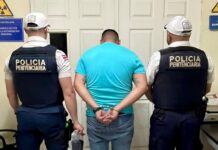 POLICÍA PENITENCIARIO TENÍA CASI UN KILO DE DROGA EN SU CARRO