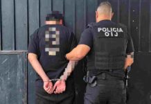DETIENEN A CONDUCTOR DE LA POLICÍA MUNICIPAL DE HEREDIA POR SOSPECHA DE ROBO