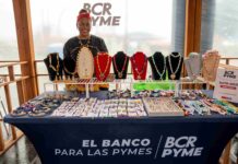 EL BCR A LA VUELTA DE LA ESQUINA: COMERCIOS ACERCAN SERVICIOS FINANCIEROS A COMUNIDADES DE TODO EL PAÍS En julio de este 2026 el banco lanzó BCR Pyme Acción Turismo, un programa para empresas turísticas que quieren invertir en sostenibilidad, resiliencia climática y continuidad operativa frente a eventos climáticos extremos.