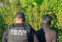 DETIENEN A SOSPECHOSO DE VENDER DROGAS CERCA DE MINISÚPER