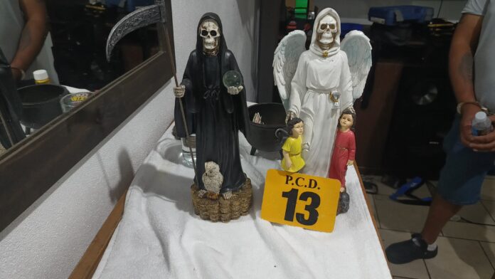Altar a la Santa Muerte